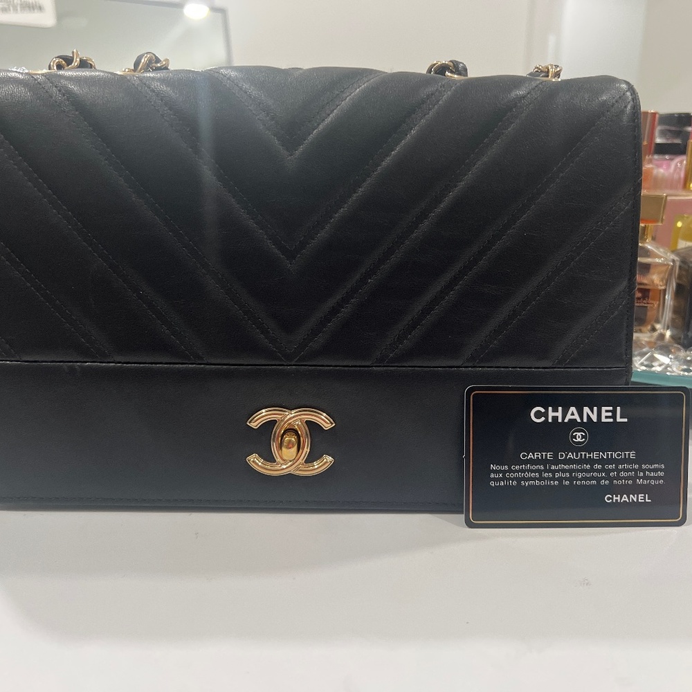 Chanel black Chevron